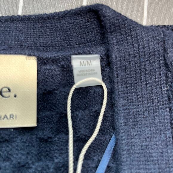 Elie Tahari Navy Blue Cable Knit V-Neck Cardigan Sweater NWT Medium - Picture 5 of 16